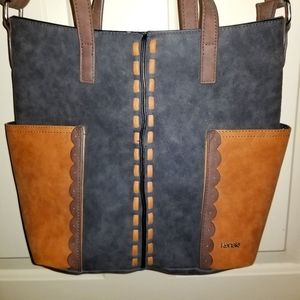 Kensie Black and Tan Bucket Bag